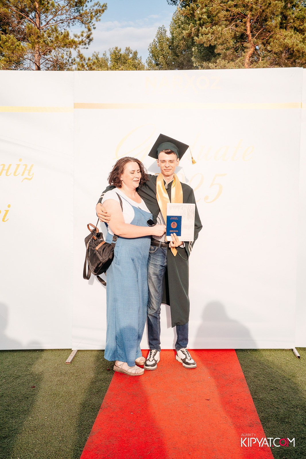 ВРУЧЕНИЕ ДИПЛОМОВ — НАРХОЗ КОЛЛЕДЖ. Part 1. КИПЯТКОМ АЛМАТЫ!