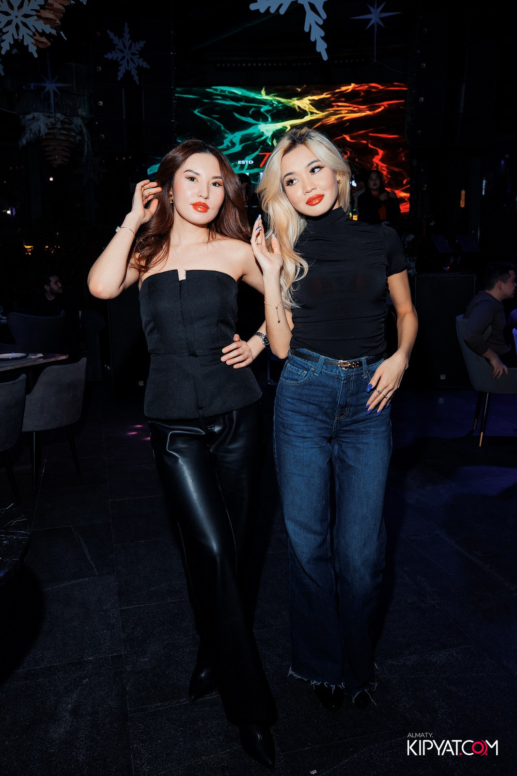 FRIENDS BAR & TERRACE. КИПЯТКОМ АЛМАТЫ!