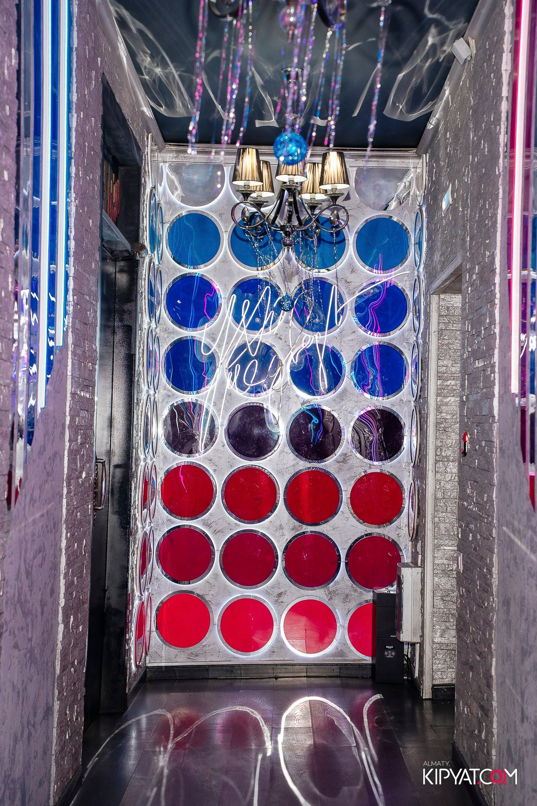 УХО И МЕДВЕДЬ НА ГАГАРИНА. КИПЯТКОМ АЛМАТЫ! Фотосъемка мероприятий в Алматы