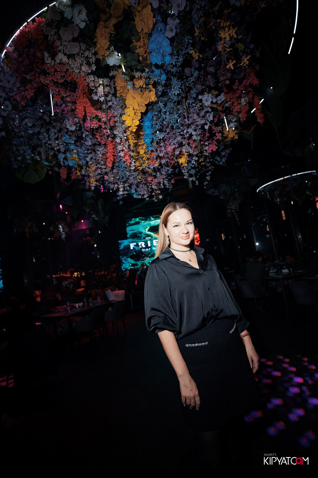 FRIENDS BAR & TERRACE. КИПЯТКОМ АЛМАТЫ!