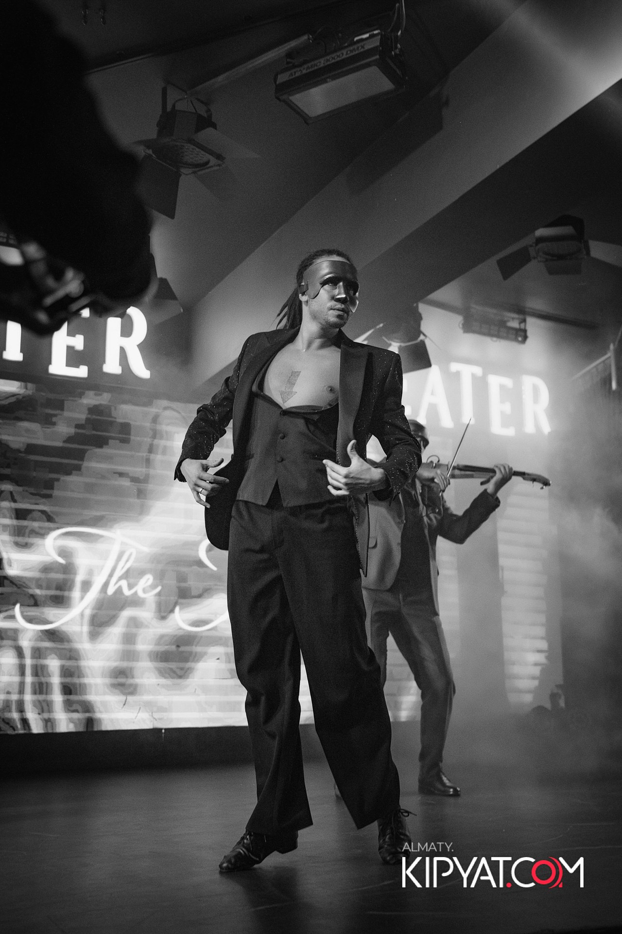THE THEATER. КИПЯТКОМ АЛМАТЫ!