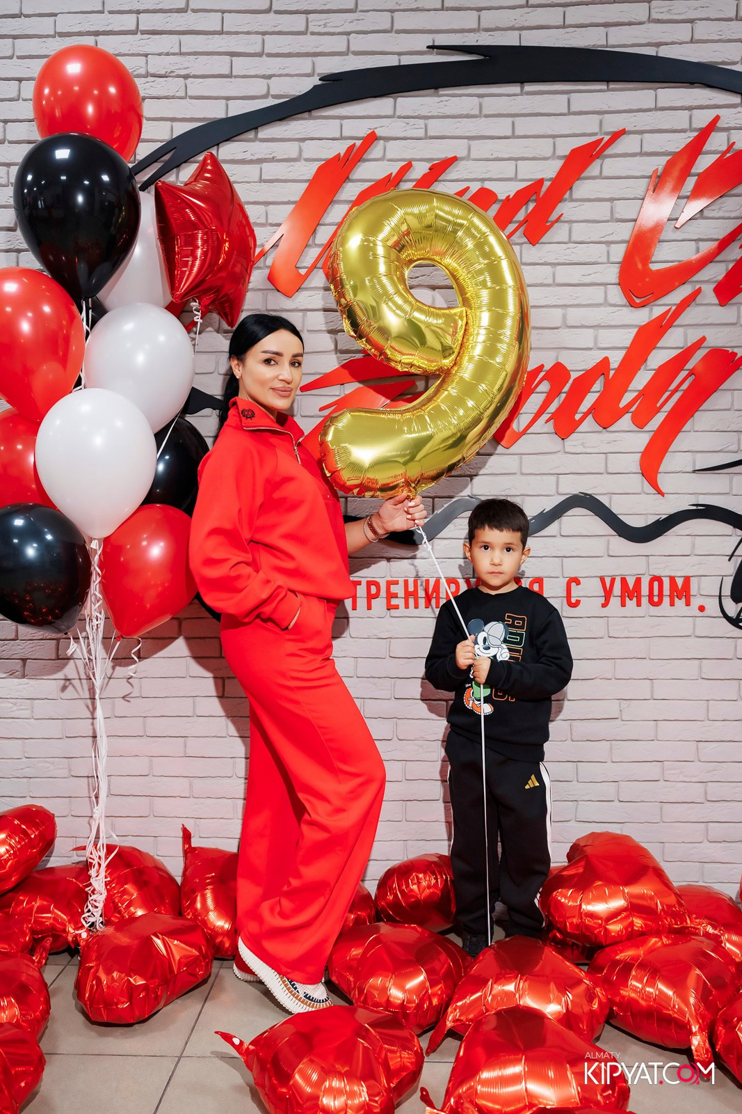 ДЕНЬ РОЖДЕНИЯ ТРЕНАЖЕРНОГО ЗАЛА MIND OF BODY. КИПЯТКОМ АЛМАТЫ! Фотосъемка мероприятий в Алматы