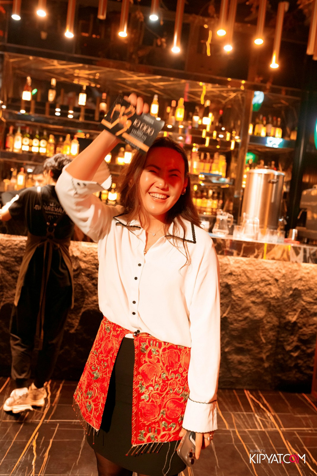 БАР ПАНАЕХАЛИ НА ДОСТЫК. КИПЯТКОМ АЛМАТЫ! Фотосъемка мероприятий в Алматы