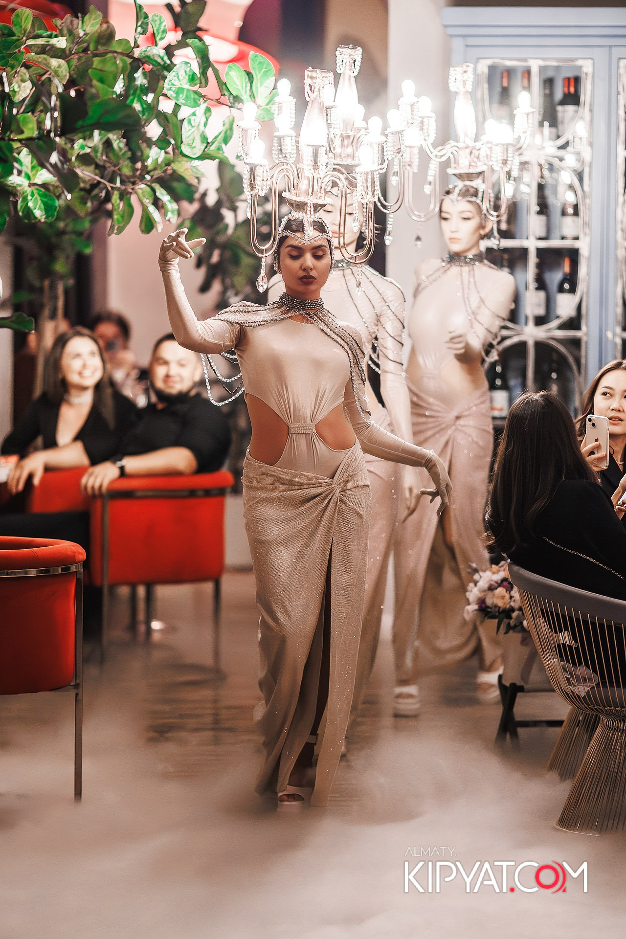 BarFly. КИПЯТКОМ АЛМАТЫ!