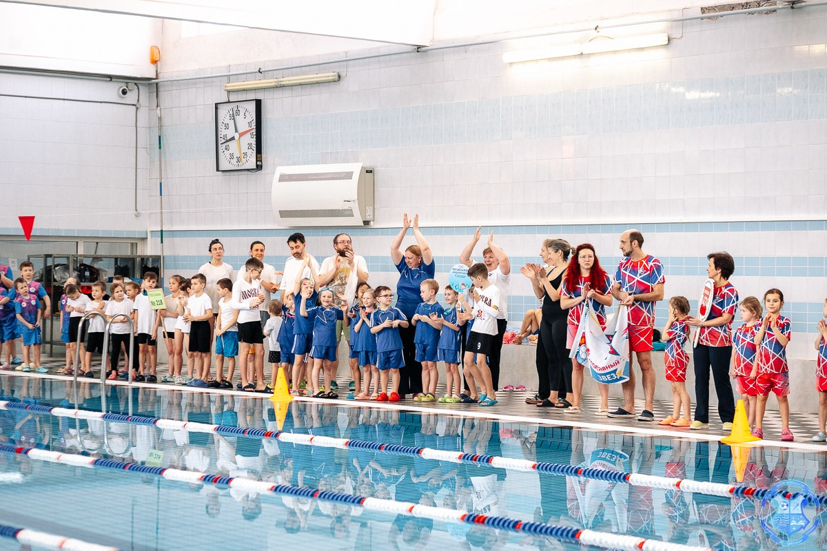 Соревнования по плаванию «Дельфинёнок». Фотограф Москва
