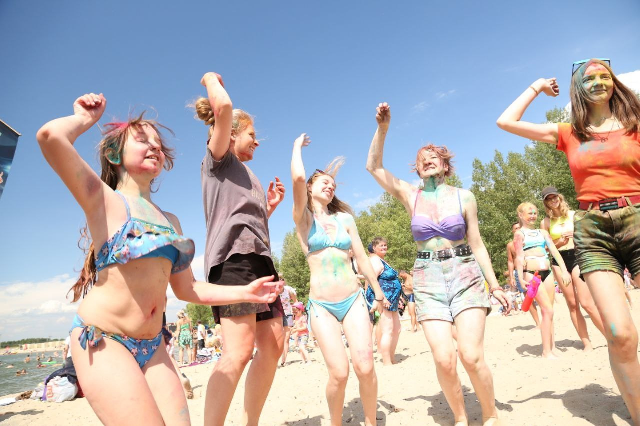 Фестиваль красок в парке Звезда. Портретный и репортажный фотограф. Мыльников Илья