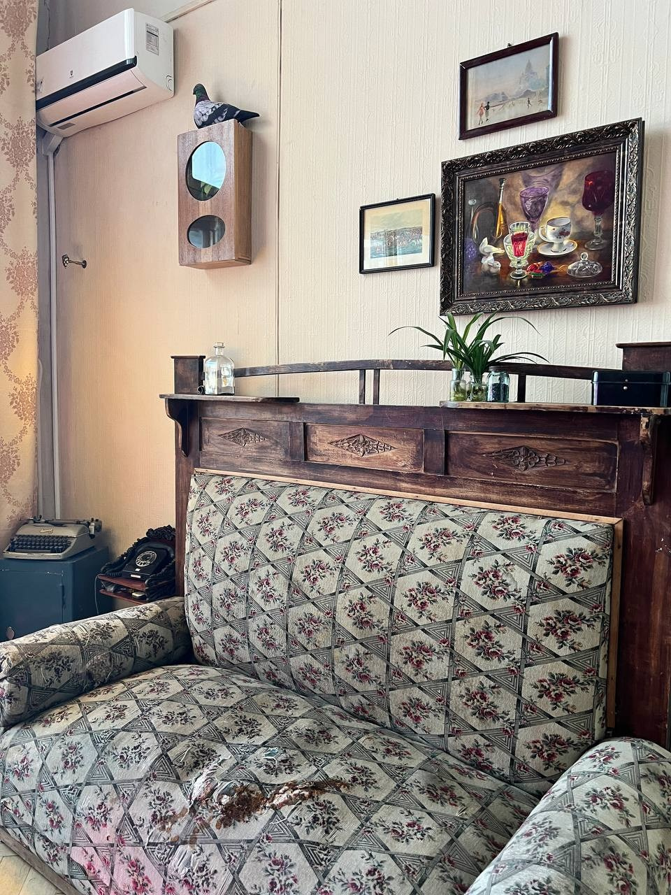 Выставка «Литературный этаж. 100 лет на крыше Дома Нирнзее». П&П — Полезное с Приятным. Фотоэкскурсии — Москва на память. Экскурсовод и фотограф в Москве. Увези столицу в своём альбоме!