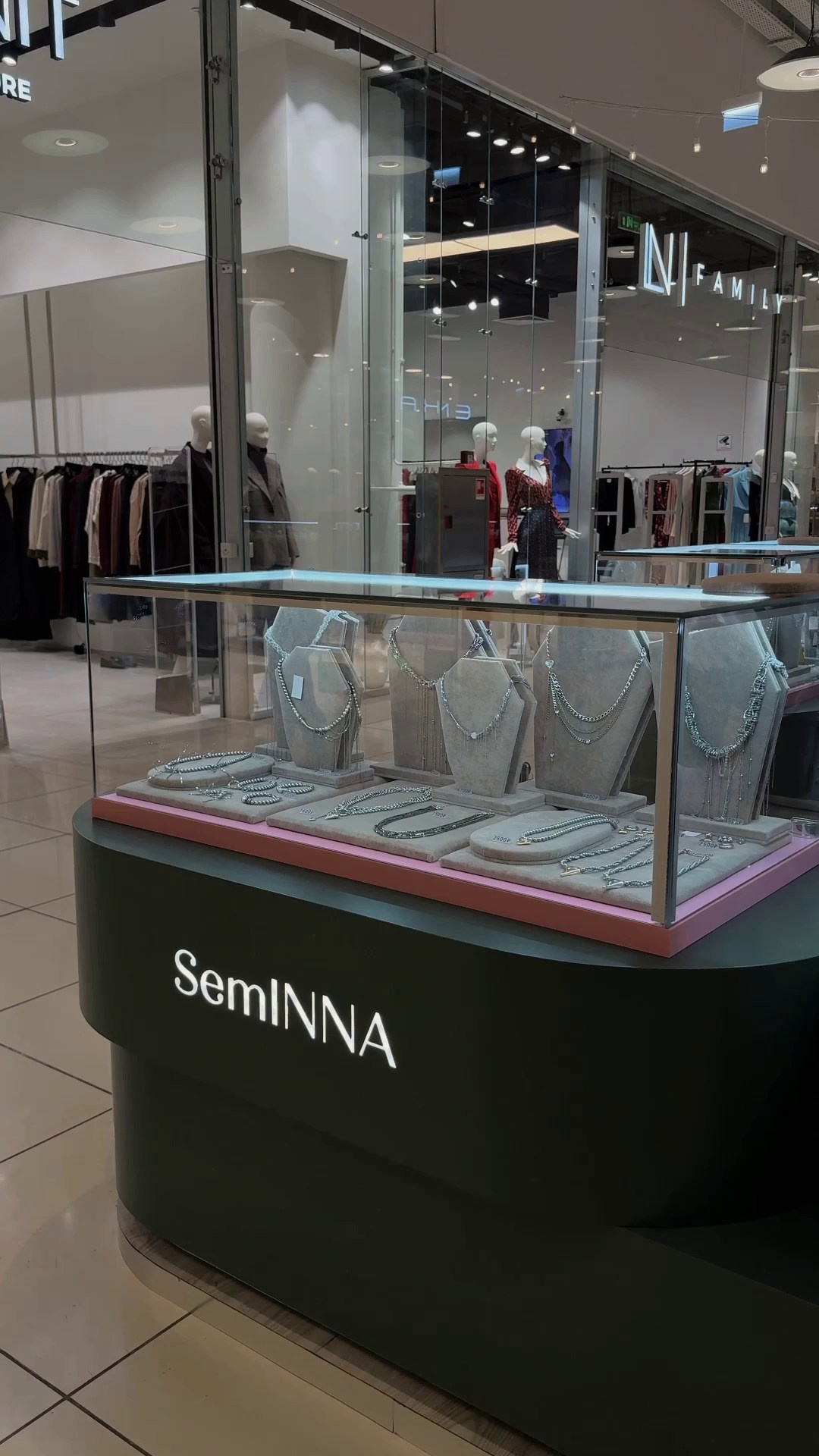 Видео. Фотограф/рилсмейкер в Москве и МО. Свадьбы, индивидуальные съемки, лавстори, беременность, мероприятия, бренды