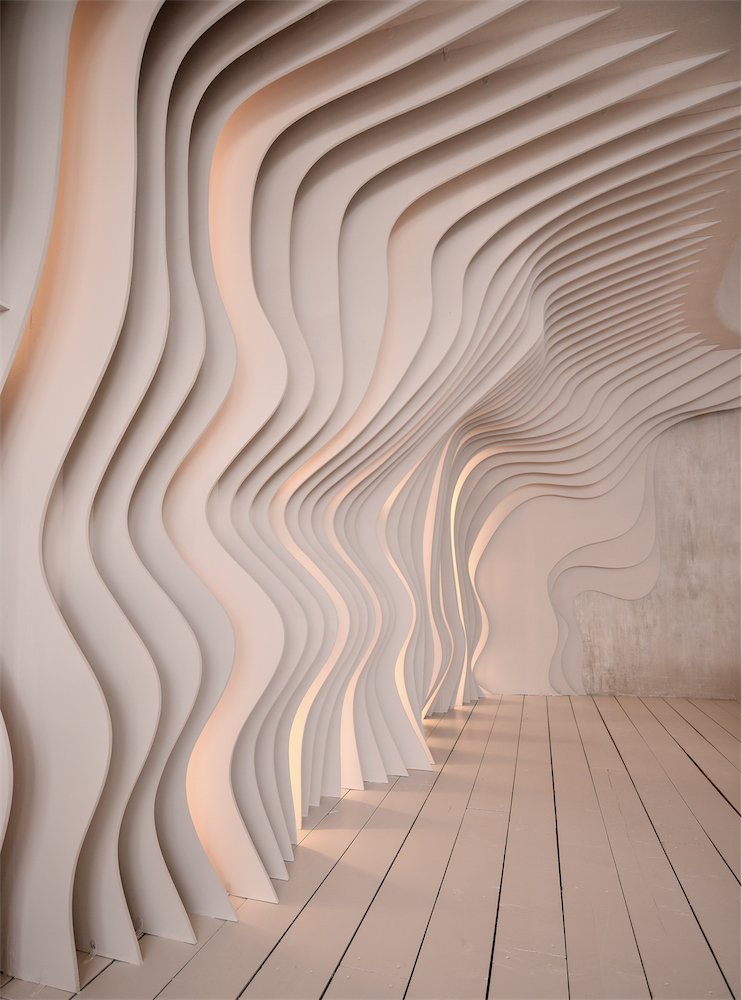 Location 7. Official website of the international art model Naya