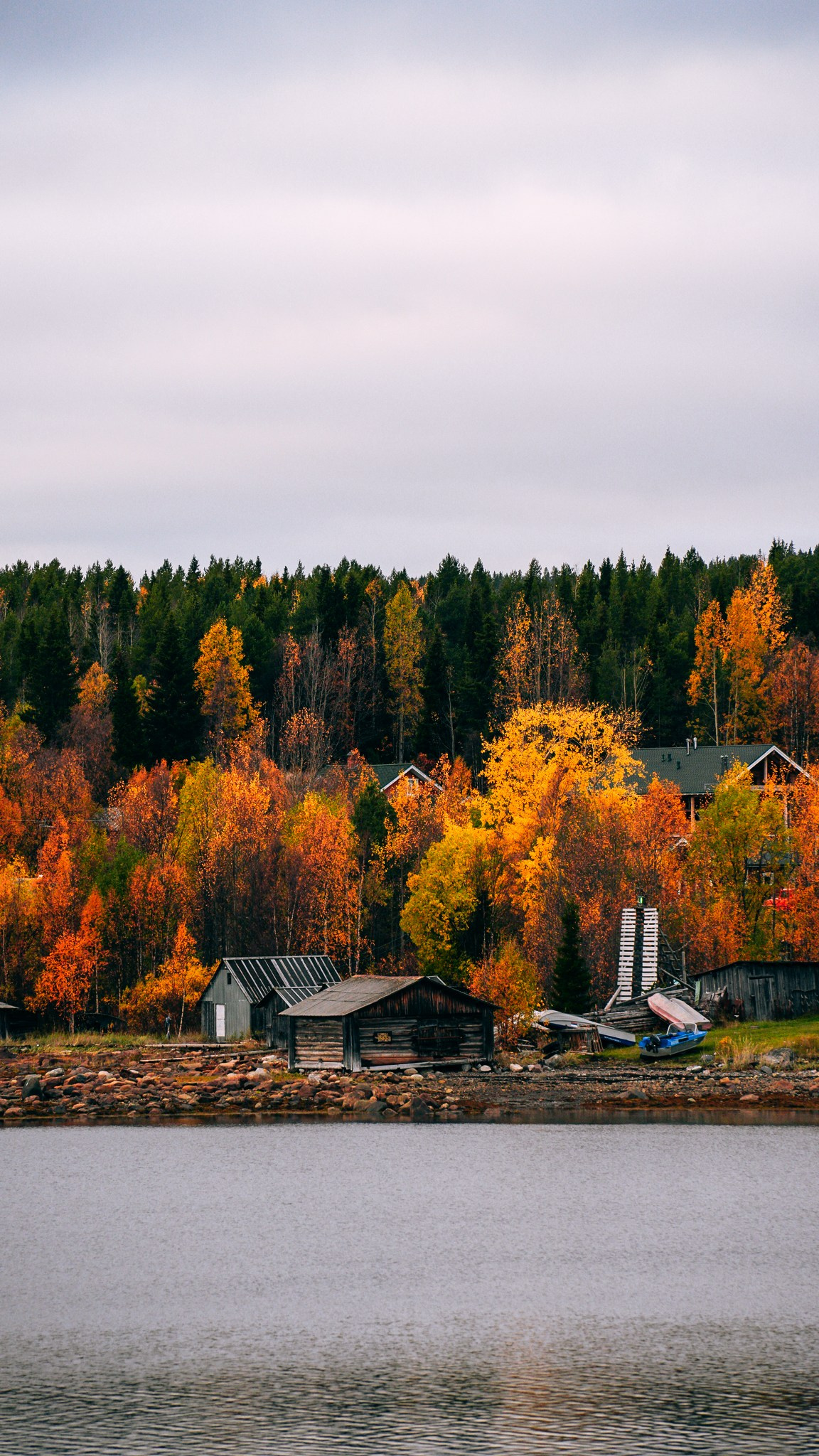 Умба. Человек с фотокамерой