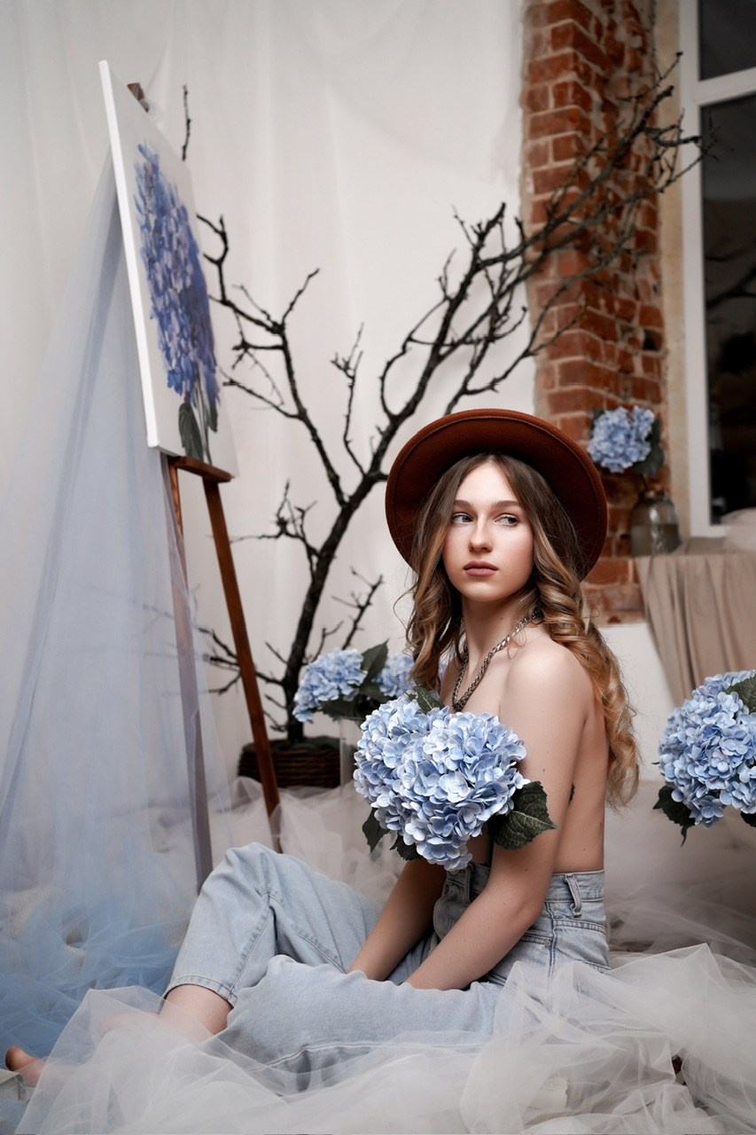 Женская фотосессия в студии Тепло в Новочеркасске. Свадебный фотограф в Ростове-на-Дону. Таинство Крещения и Венчания, семейные фотосессии. Алёна Чёботова