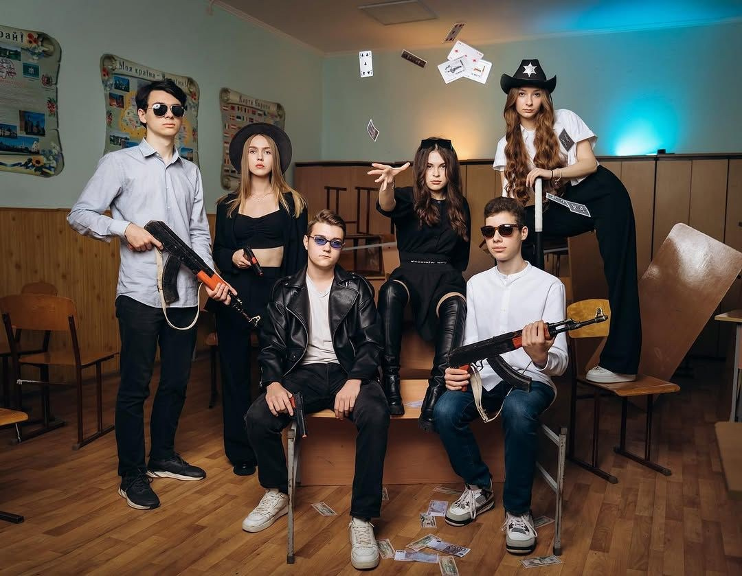 Примеры фотографий. Станция Альбомная — современные выпускные альбомы