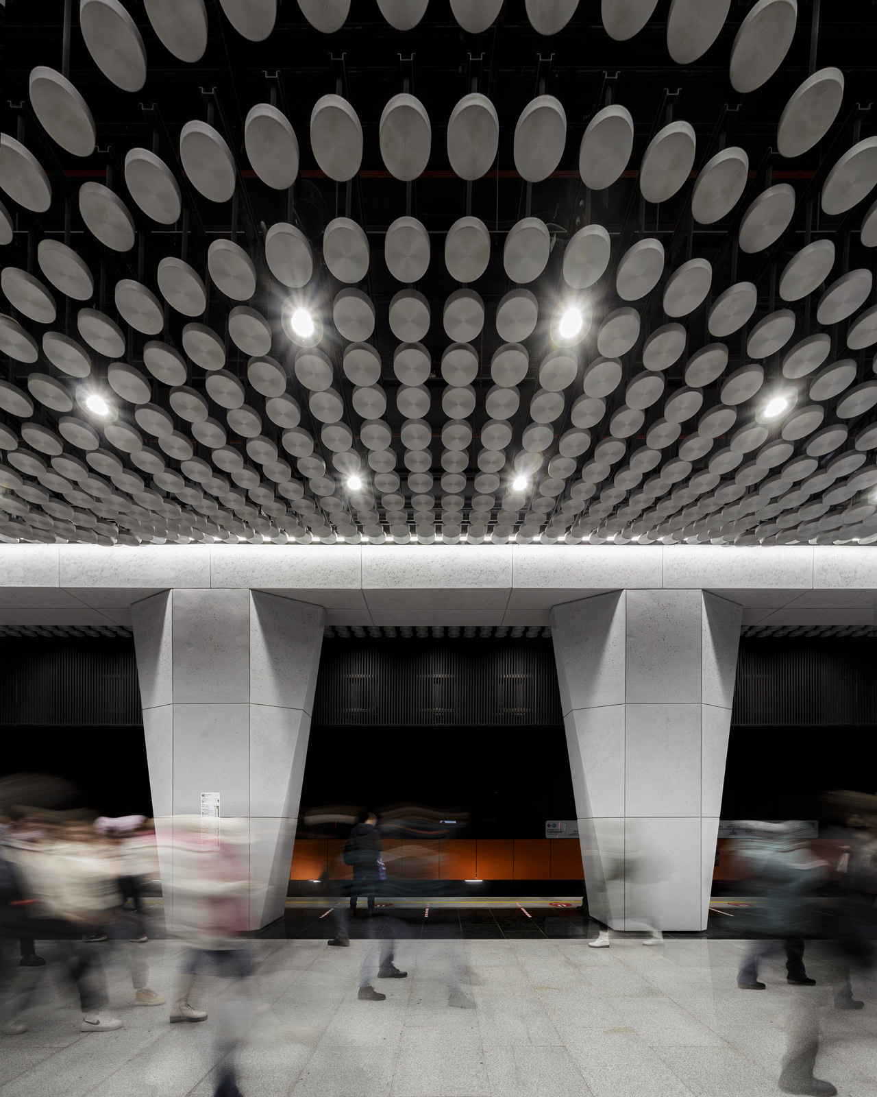 Станция метро Воронцовская