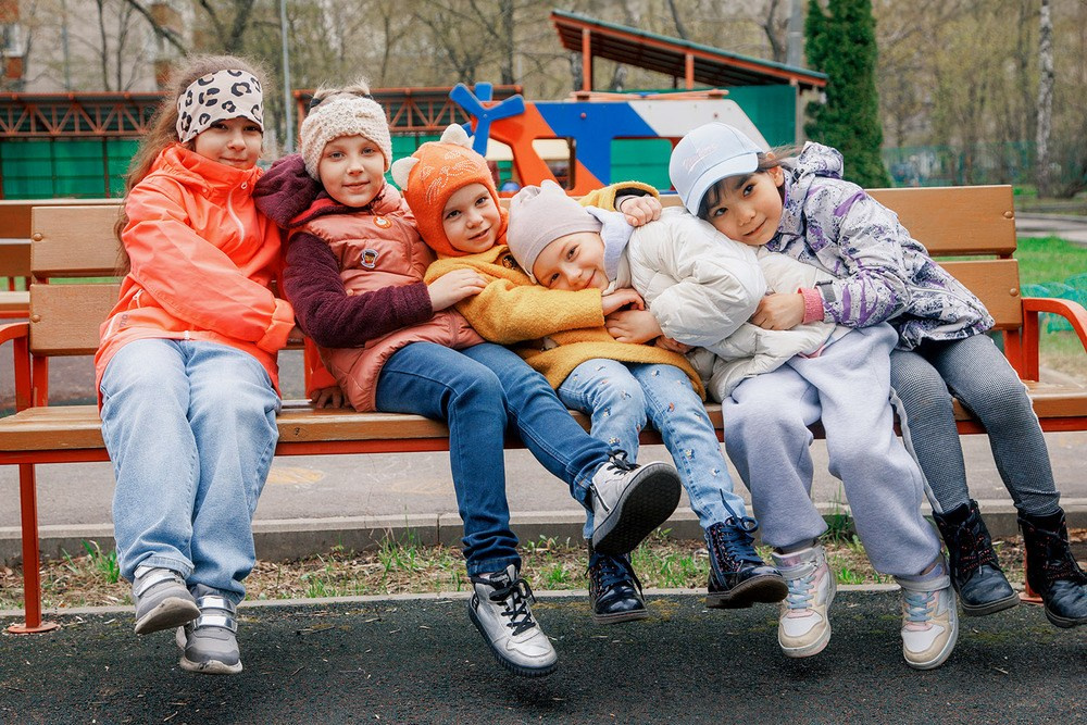 выпускные альбомы Йошкар-Ола, выпускные фотокниги Йошкар-Ола, видеосъемка выпускных Йошкар-Ола, выпускной Йошкар-Ола, оператор на выпускной Йошкар-ола, видеограф Йошкар-Ола, фотограф Йошкар-Ола, видеосъемка детских утренников Йошкар-Ола, фотосъемка детских утренников Йошкар-Ола, альбомы Йошкар-Ола, выпускные папки Йошкар-Ола, простые выпускные альбомы Йошкар-Ола, дешевые выпускные альбомы Йошкар-Ола, недорогие выпускные альбомы Йошкар-Ола