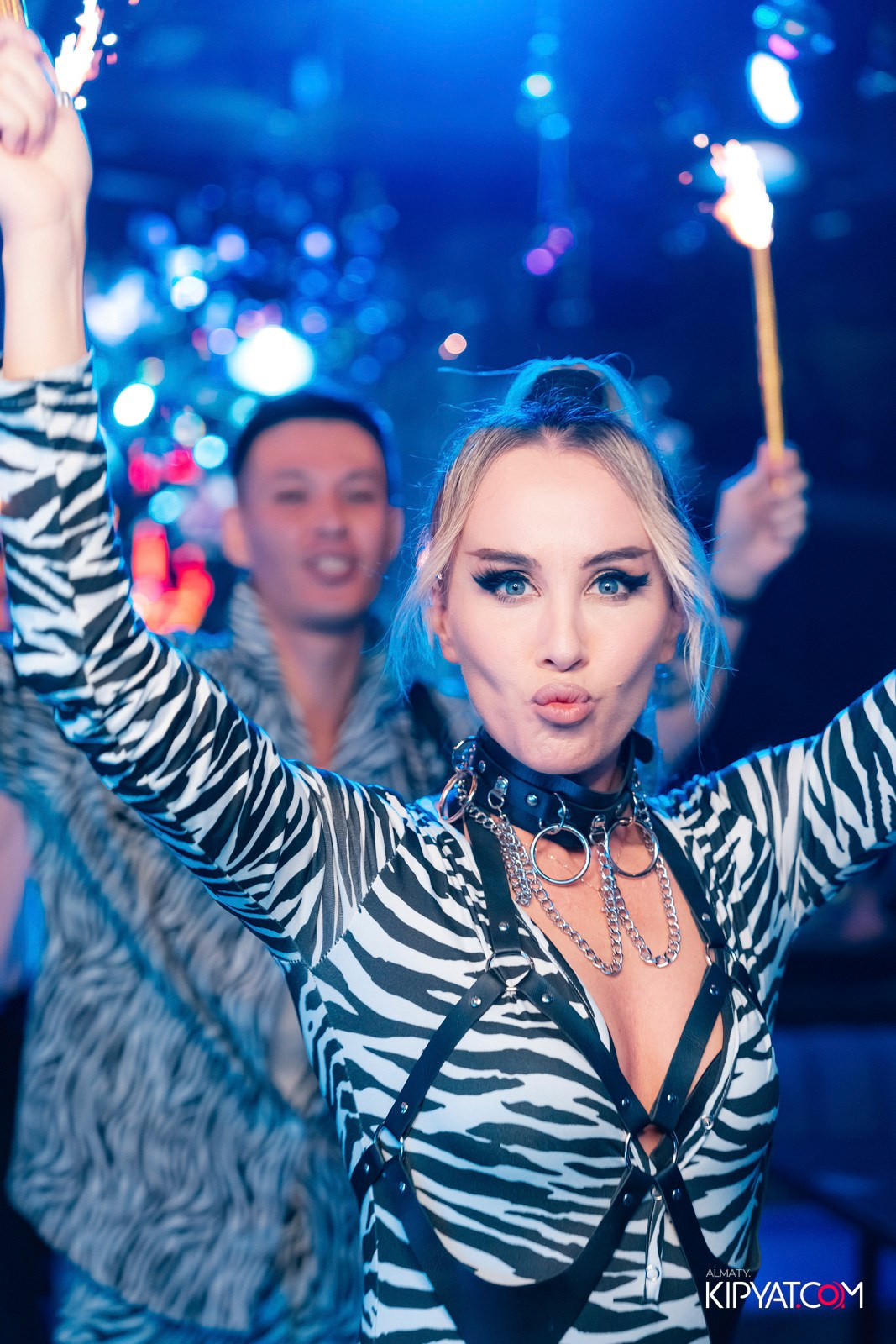 ДОРОГАЯ, Я НЕ ПИЛ. КИПЯТКОМ АЛМАТЫ!