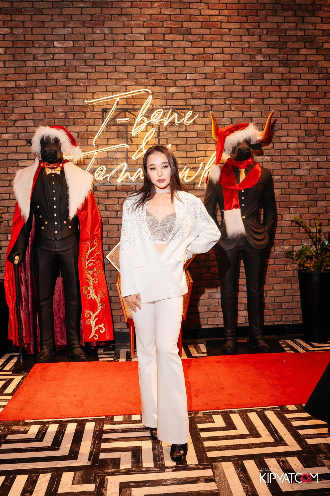 ZIYAFET MEAT HOUSE. КИПЯТКОМ АЛМАТЫ!