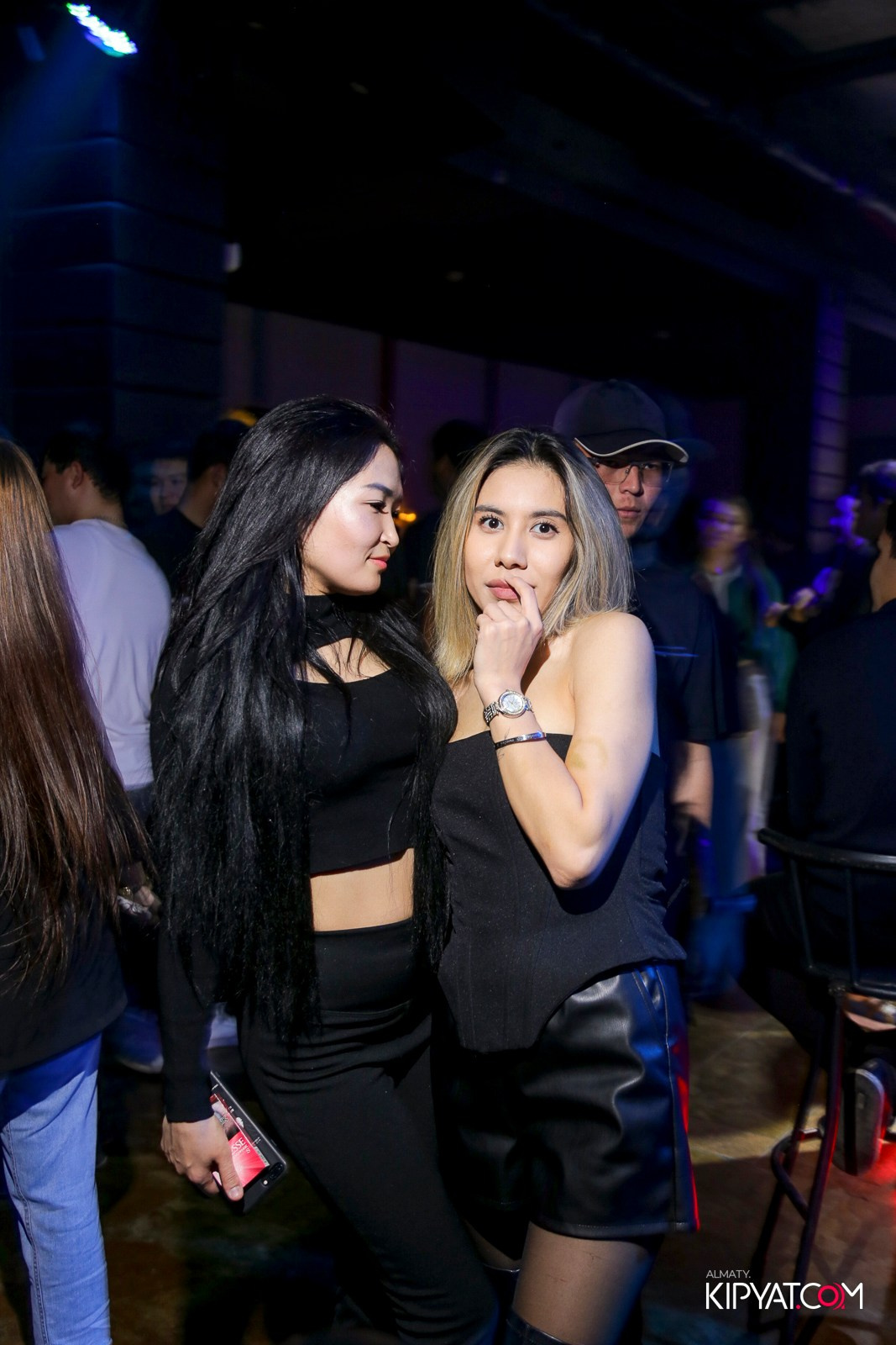 ARAGOSTA ДИСКО-БАР. КИПЯТКОМ АЛМАТЫ!