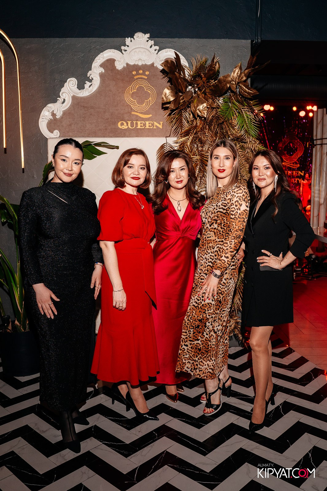 QUEEN. КИПЯТКОМ АЛМАТЫ!