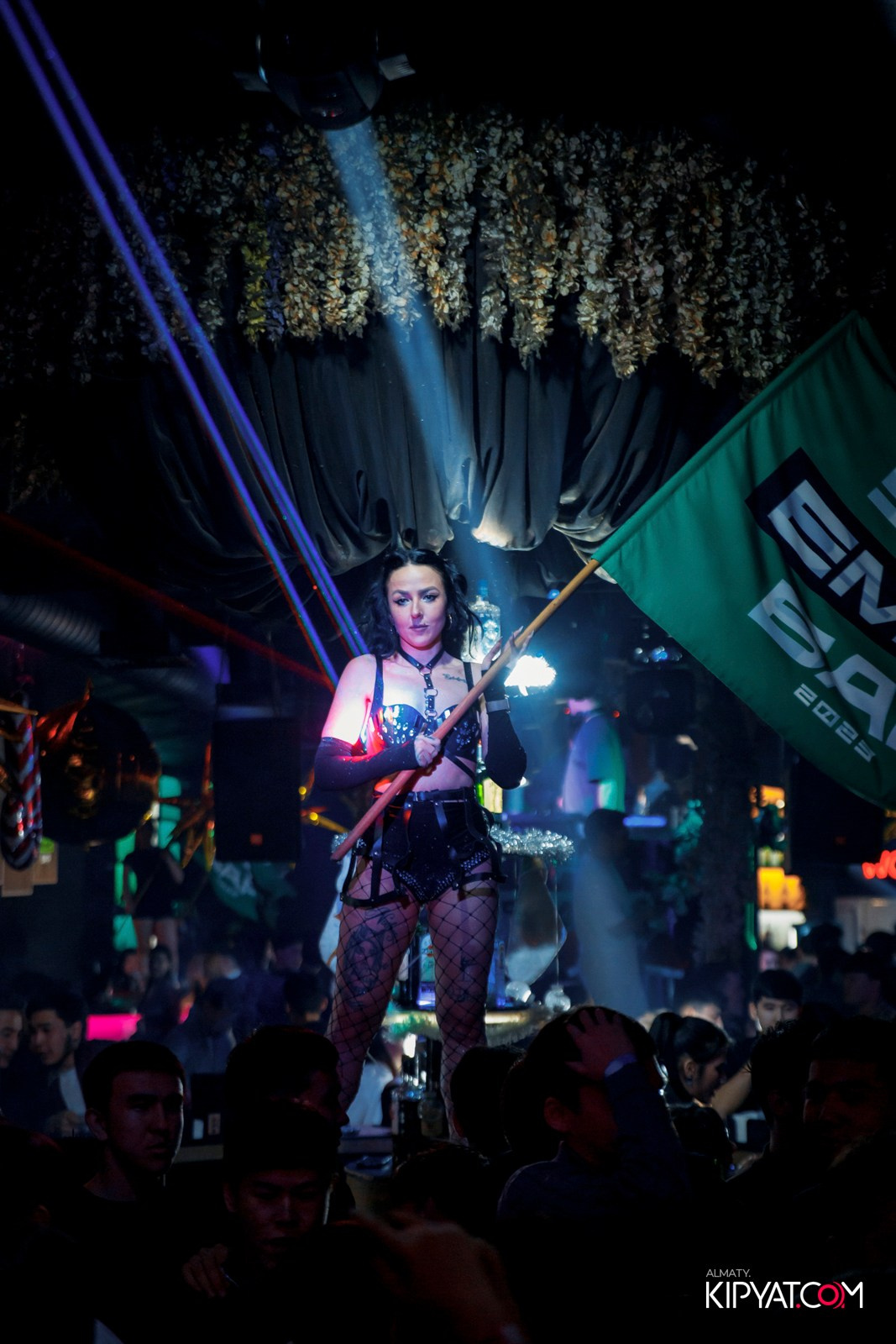 UYAT EMES BAR. КИПЯТКОМ АЛМАТЫ! Фотосъемка мероприятий в Алматы