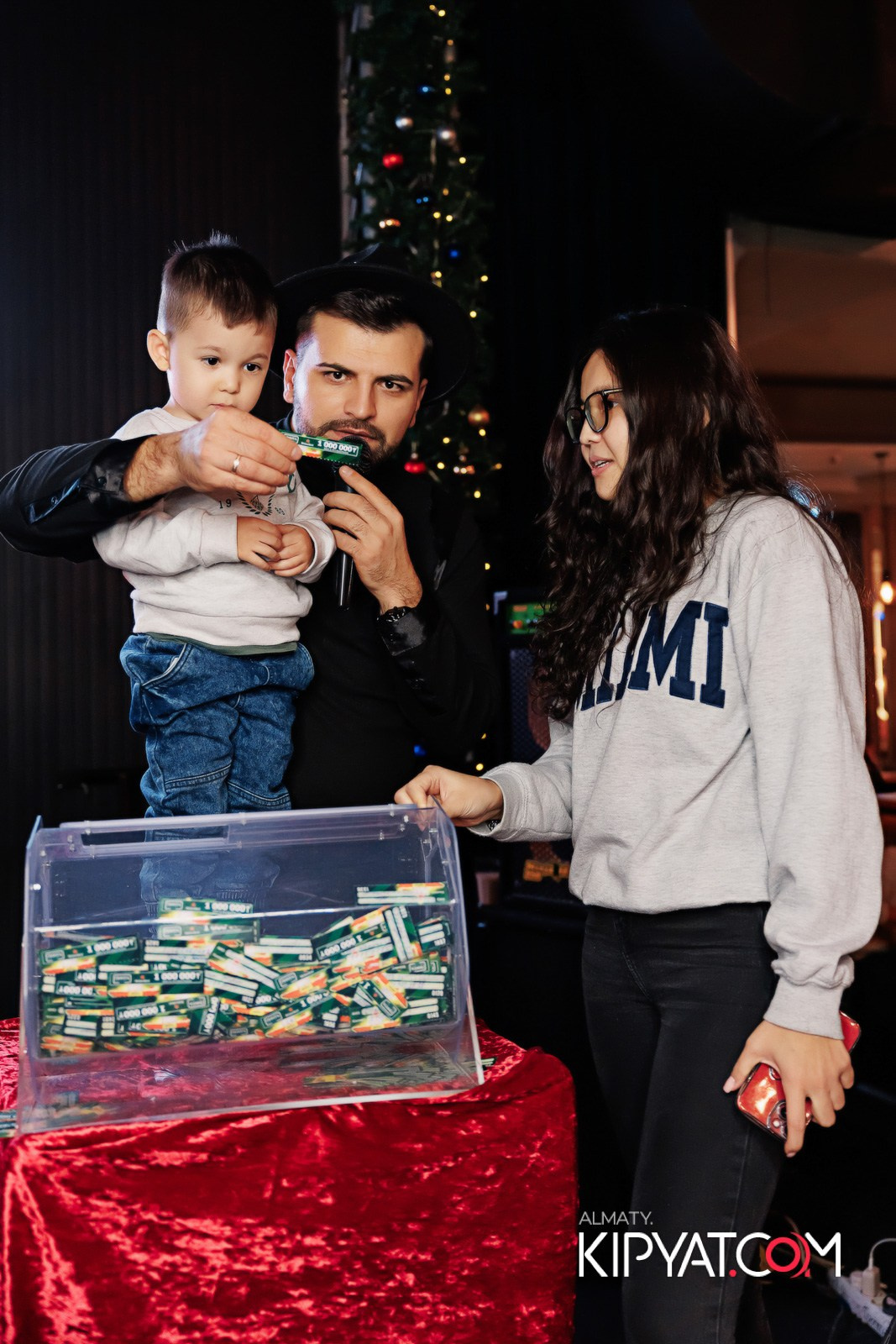 ПИНТА НА ДОСТЫК. КИПЯТКОМ АЛМАТЫ!