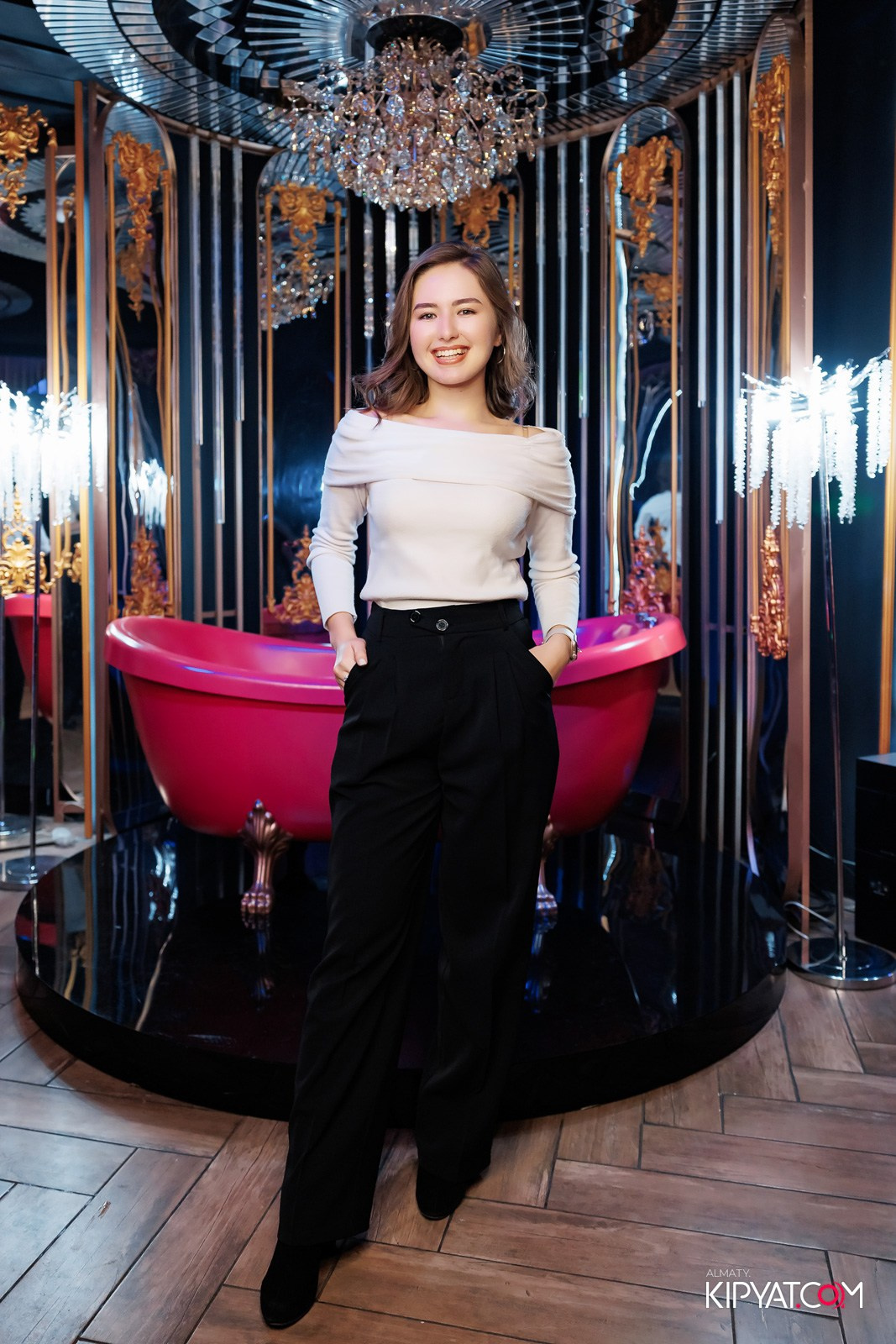 ЗАЯ, НА БИС. КИПЯТКОМ АЛМАТЫ!