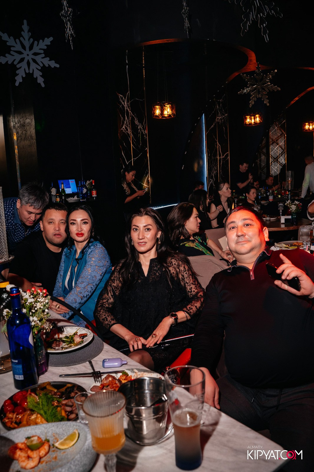 MOOD KARAOKE & TERRACE. КИПЯТКОМ АЛМАТЫ!