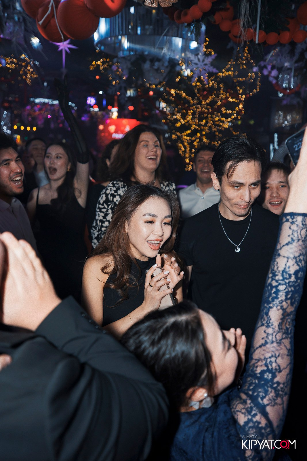 FRIENDS BAR & TERRACE. КИПЯТКОМ АЛМАТЫ! Фотосъемка мероприятий в Алматы