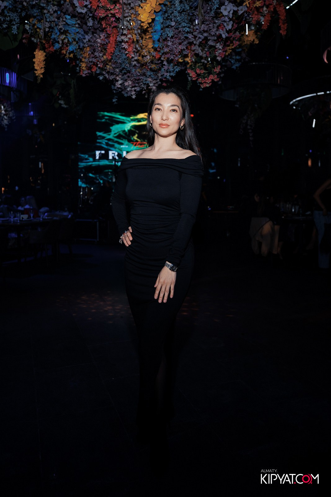 FRIENDS BAR & TERRACE. КИПЯТКОМ АЛМАТЫ!