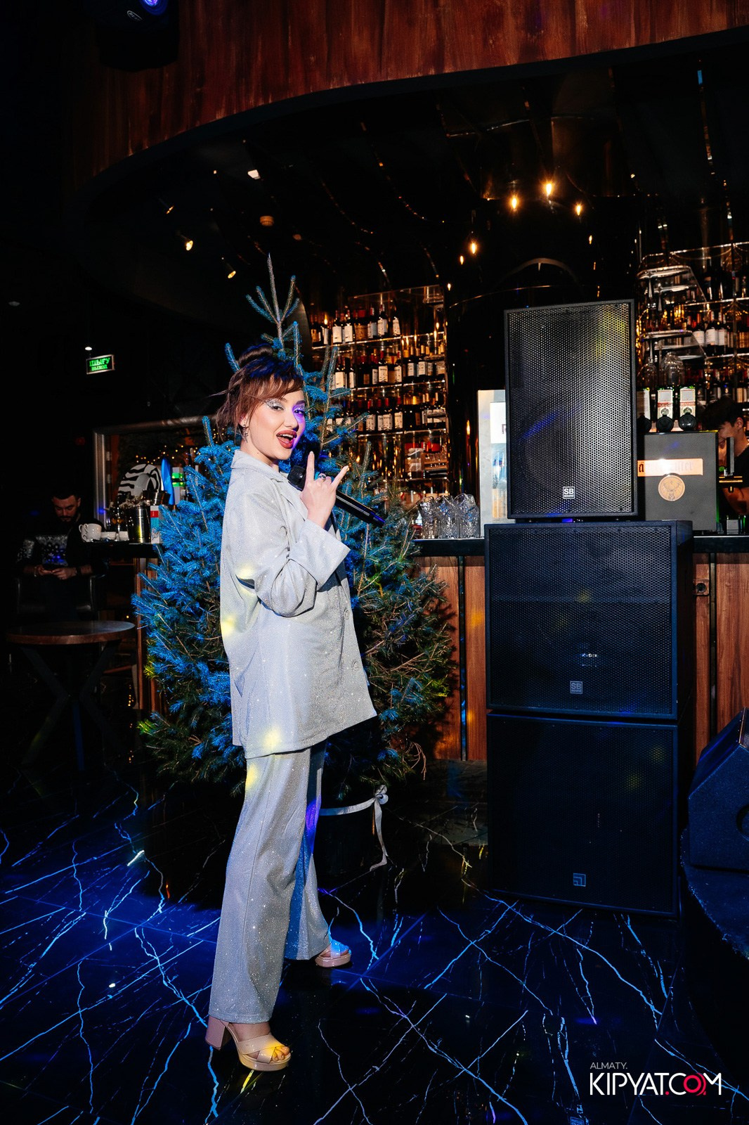 MOOD KARAOKE & TERRACE. КИПЯТКОМ АЛМАТЫ!