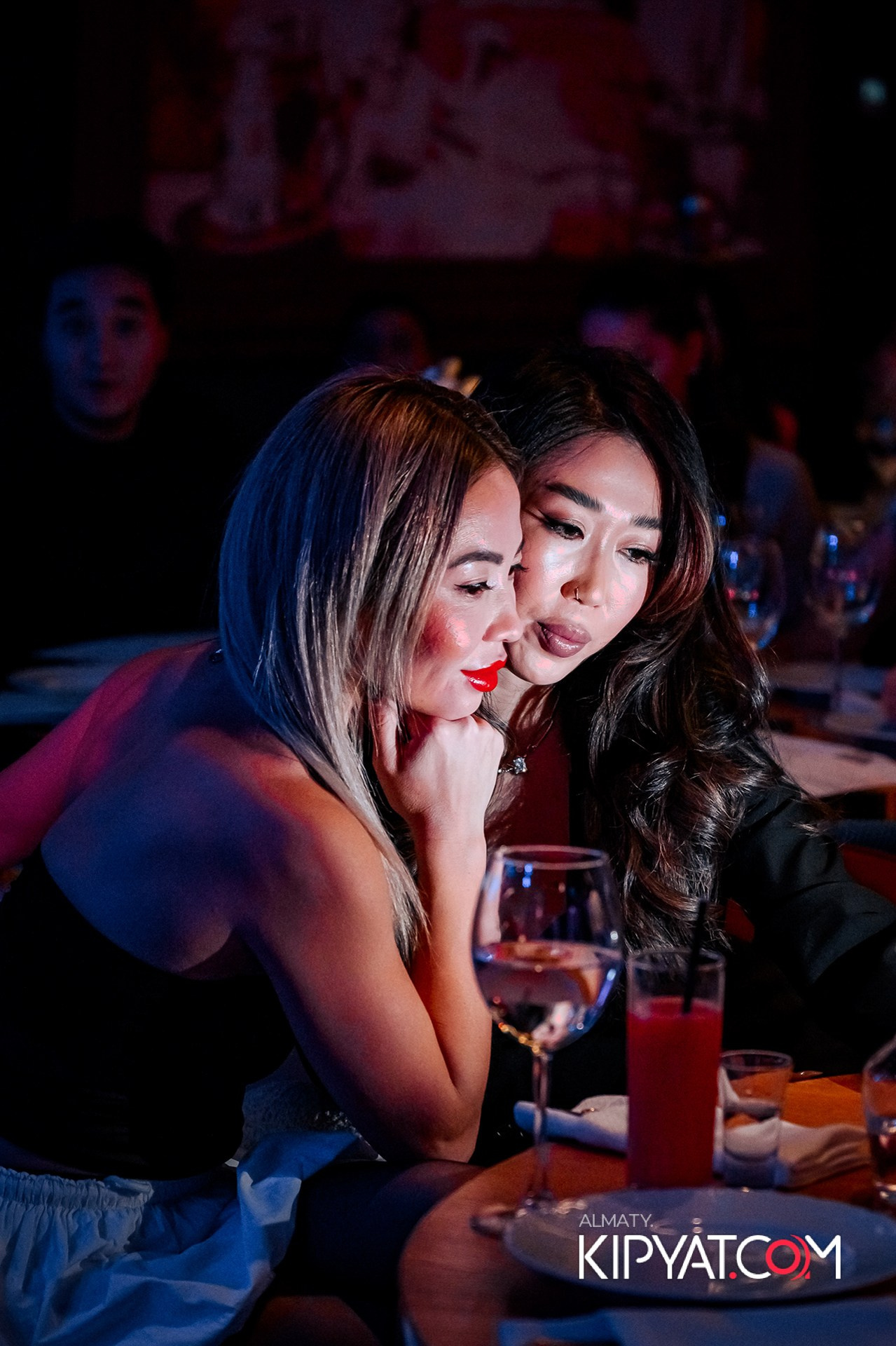 QUEEN. КИПЯТКОМ АЛМАТЫ!