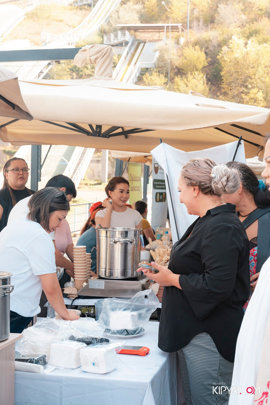 ETHNO POP-UP STORE, SABANTOI B SADU ARENA. КИПЯТКОМ АЛМАТЫ!