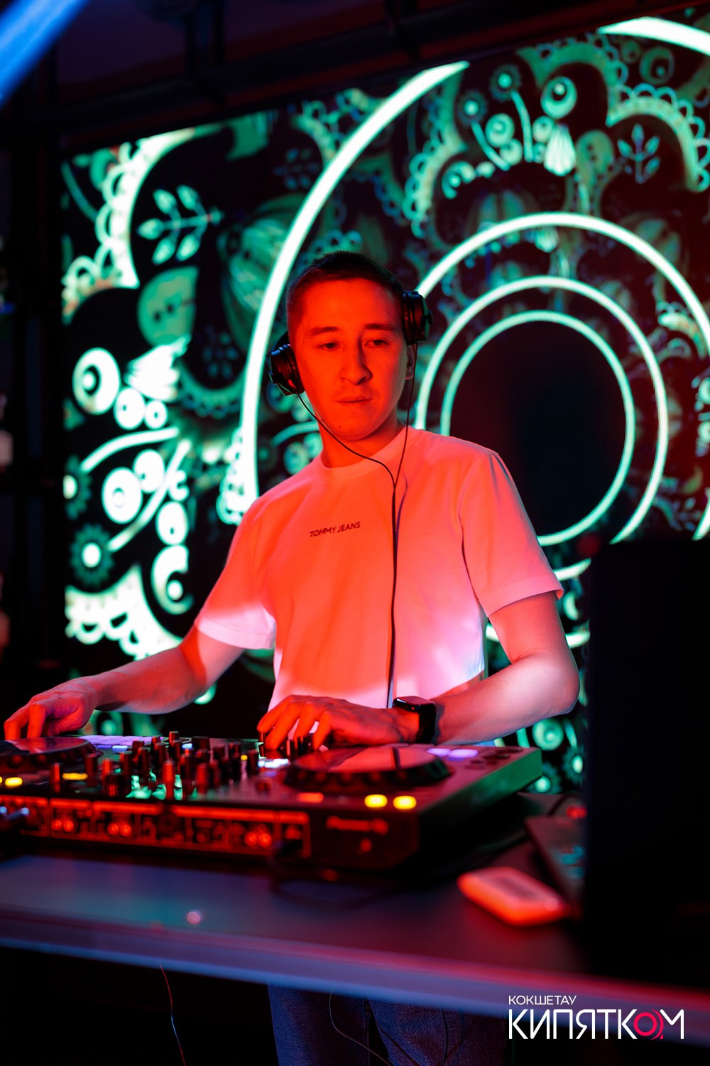 NE BRUKLIN. КИПЯТКОМ КОКШЕТАУ