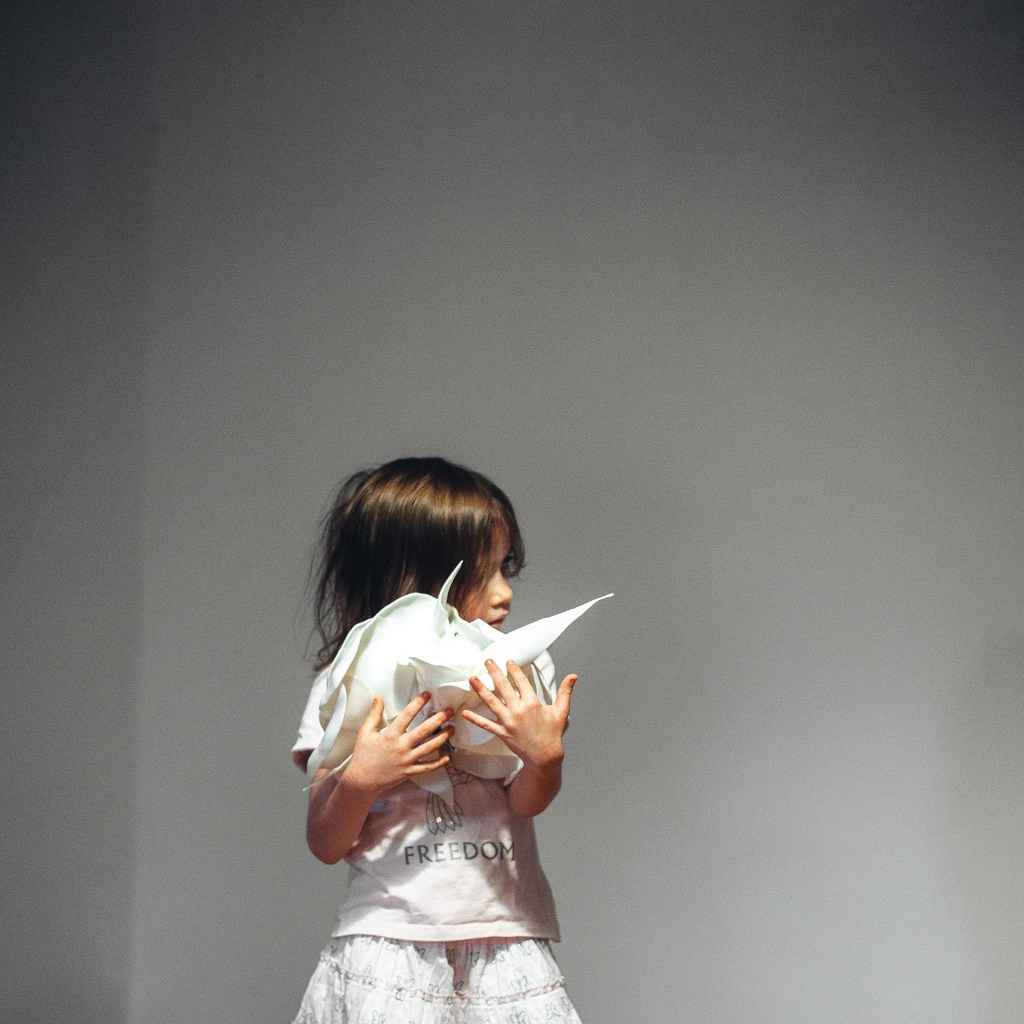 Дочка в студии. Фотограф Денис Денисов