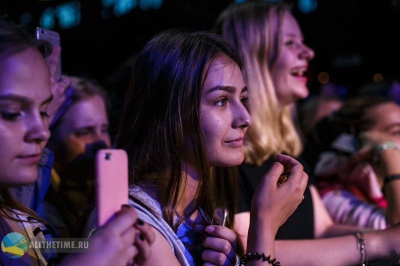 IOWA. Магия музыки в кадре: Концертная Фотография