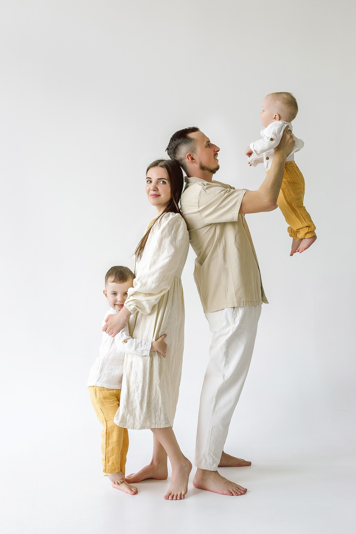 Семья, студия. Портретный и семейный фотограф в Минске