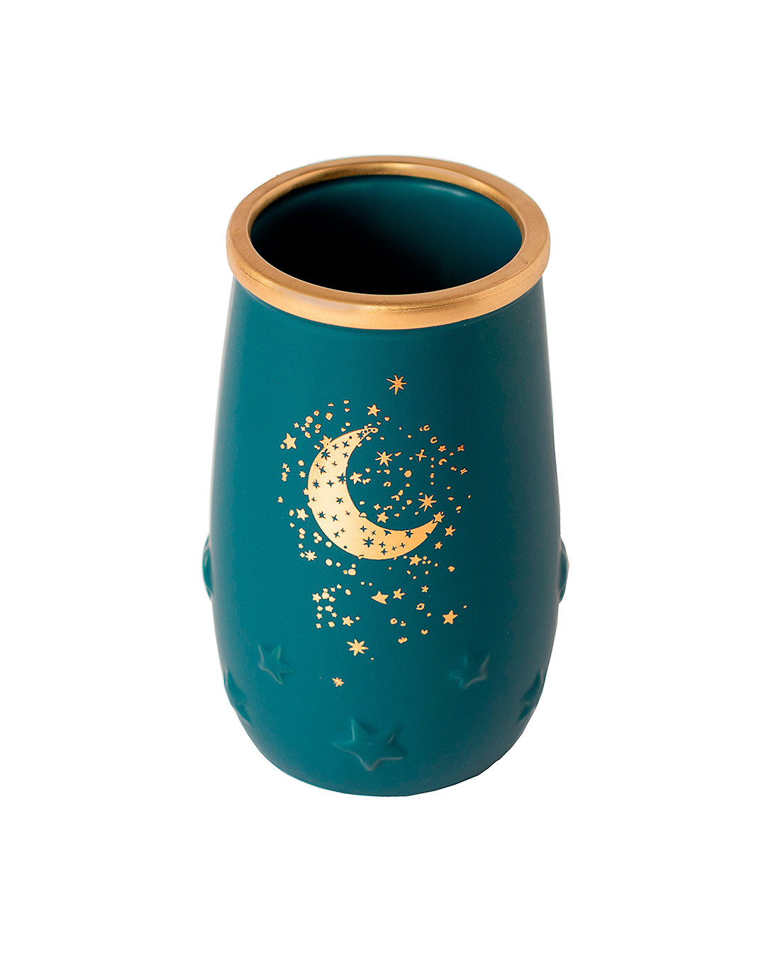 Фотограф в Гуанчжоу, Китай, специализирующийся на съемке товаров на белом фоне для маркетплейсов