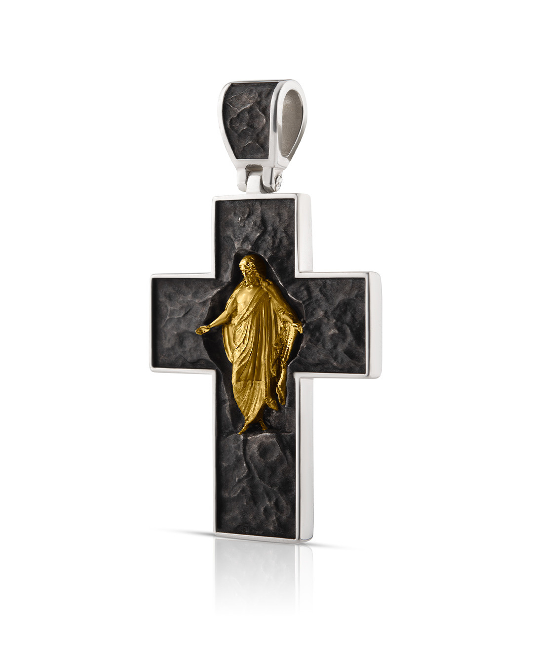 Качественная съемка ювелирных изделий на белом фоне для маркетплейсов, выполненная фотографом в Гуанчжоу