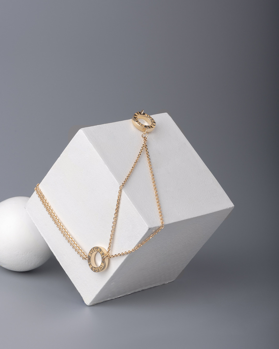 Съемка ювелирных украшений для маркетплейсов, профессиональная предметная фотография в Гуанчжоу.