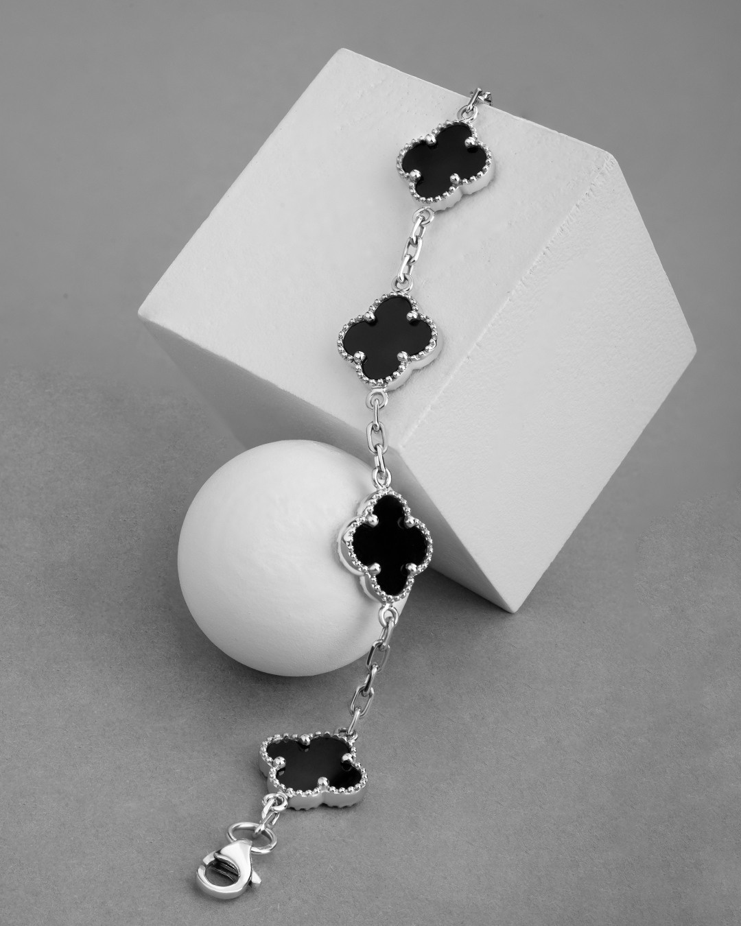 Предметная съемка ювелирных изделий для маркетплейсов в Китае, Гуанчжоу