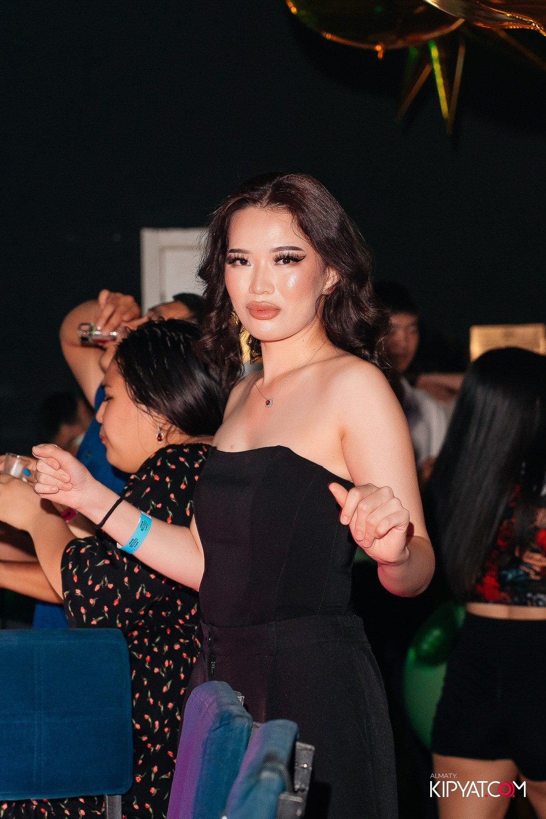 UYAT EMES BAR. КИПЯТКОМ АЛМАТЫ!