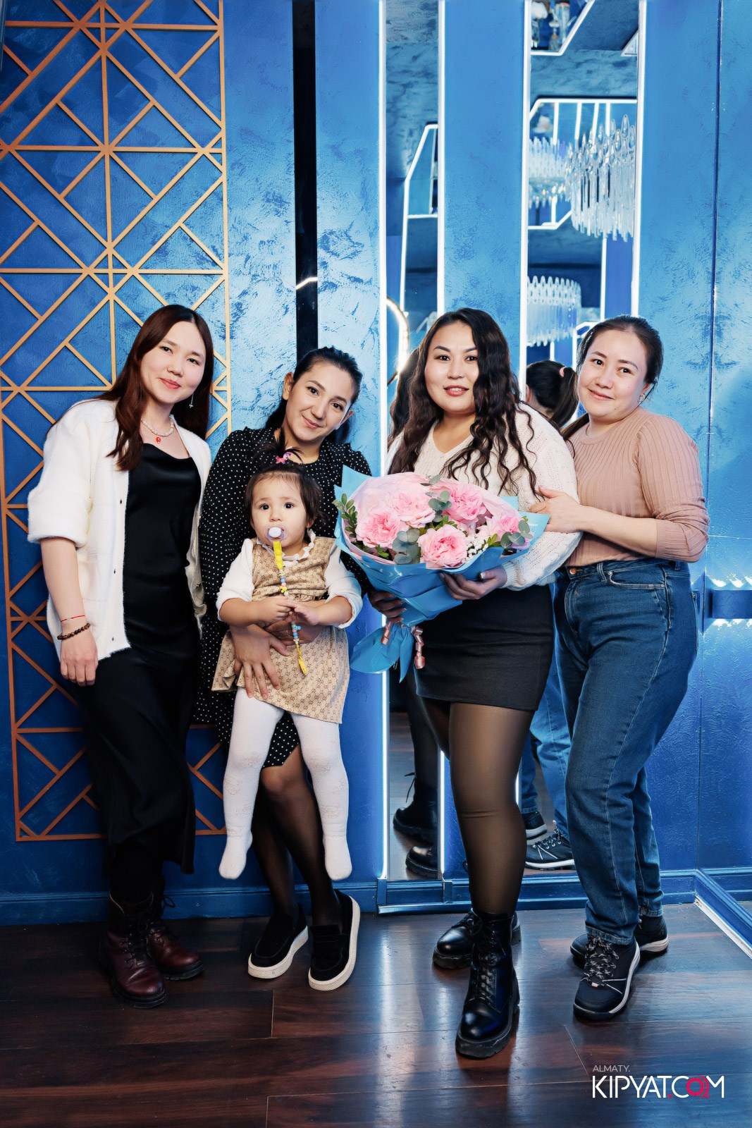 УХО И МЕДВЕДЬ НА САИНА. КИПЯТКОМ АЛМАТЫ!