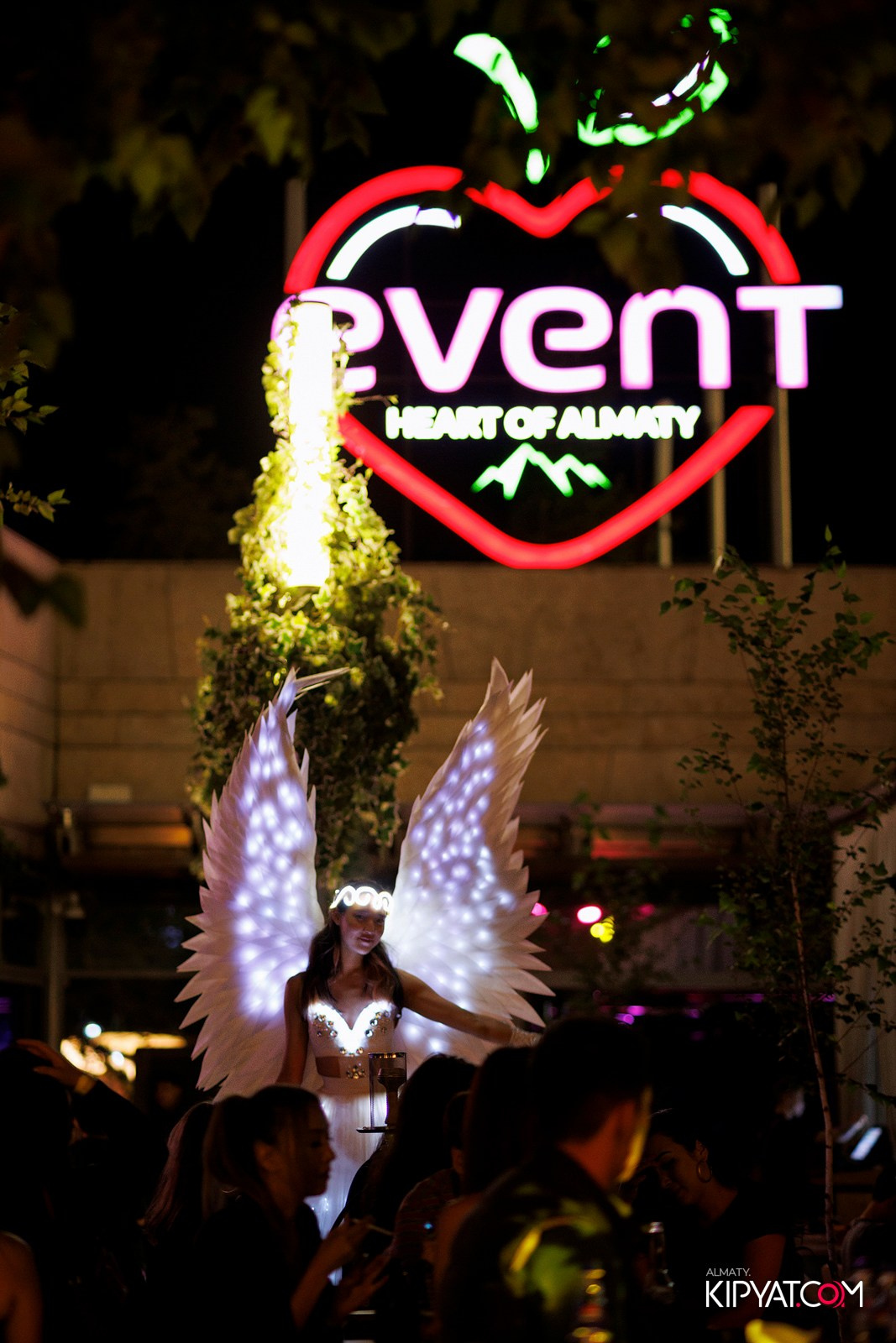 EVENT BAR. КИПЯТКОМ АЛМАТЫ!