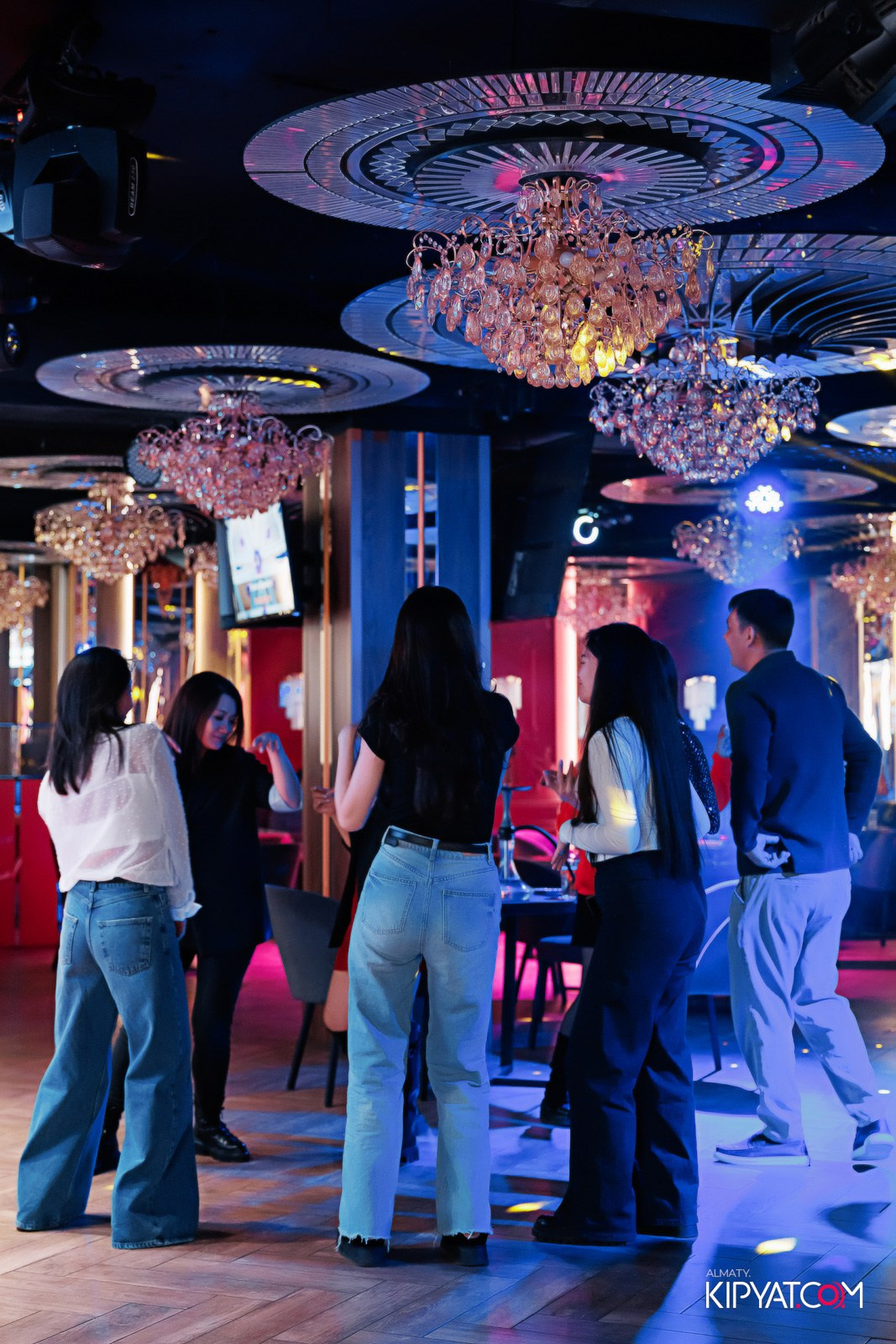 ЗАЯ, НА БИС. КИПЯТКОМ АЛМАТЫ!