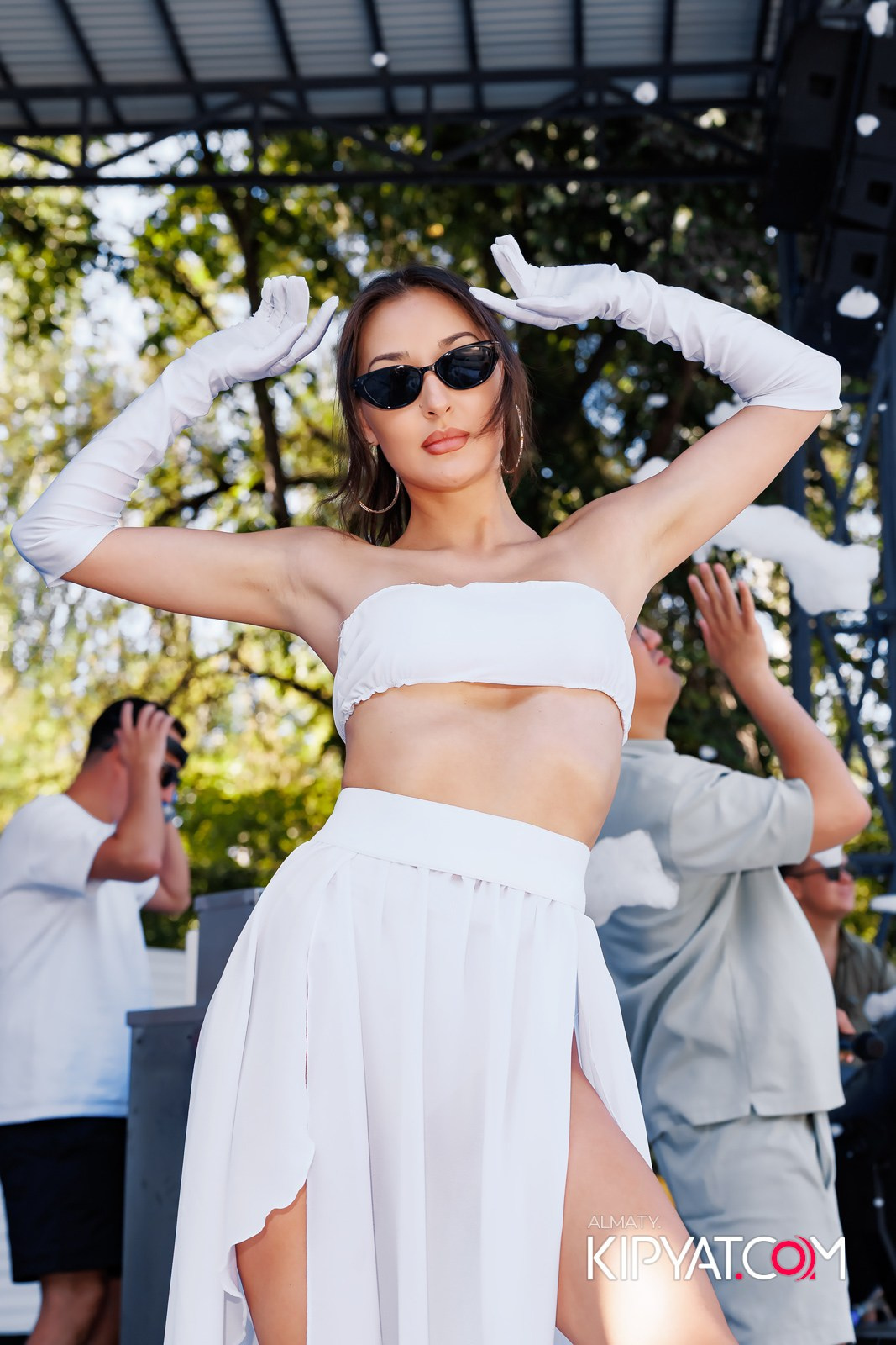 ПЕННАЯ ВЕЧЕРИНКА/ДЫМОВОЕ ШОУ/БАССЕЙН DELIGHT POOL. КИПЯТКОМ АЛМАТЫ!