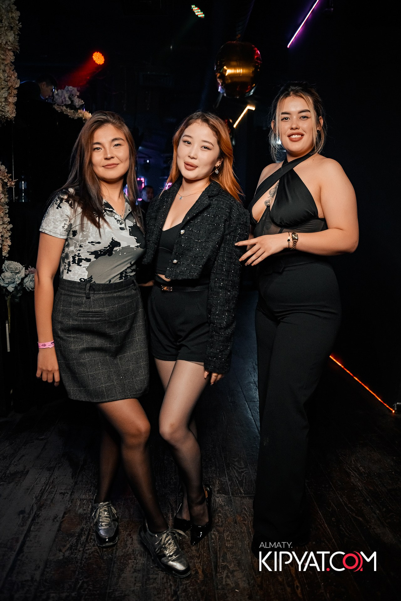 UYAT EMES BAR. КИПЯТКОМ АЛМАТЫ!