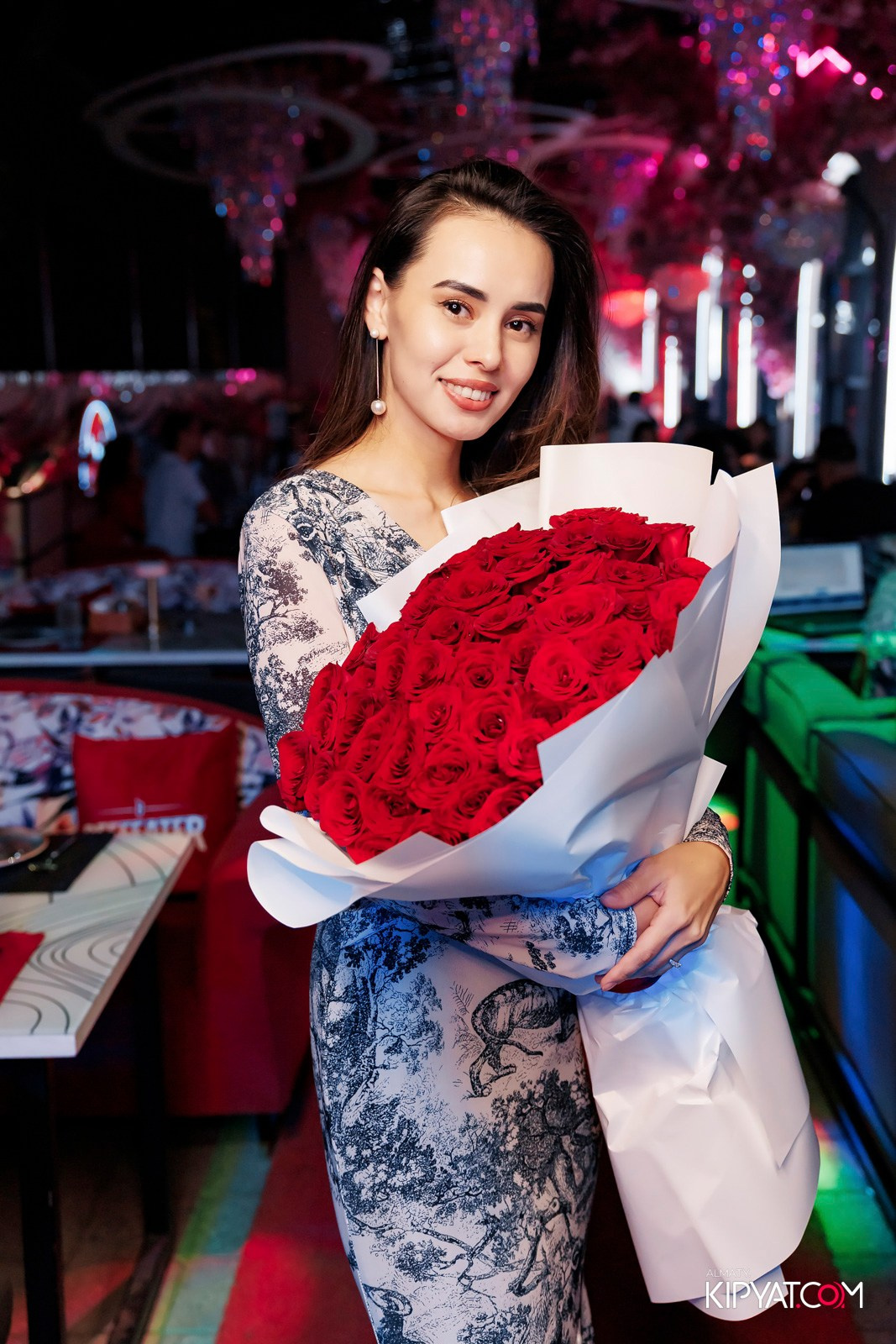 ЗАЯ, НА БИС. КИПЯТКОМ АЛМАТЫ!