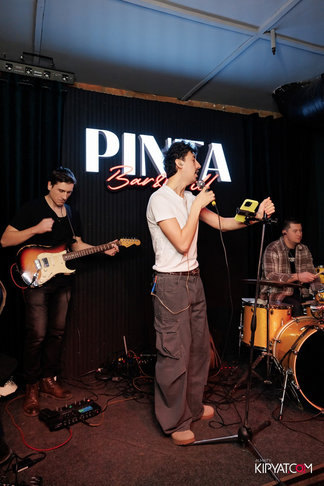 ПИНТА НА АУЭЗОВА. КИПЯТКОМ АЛМАТЫ!