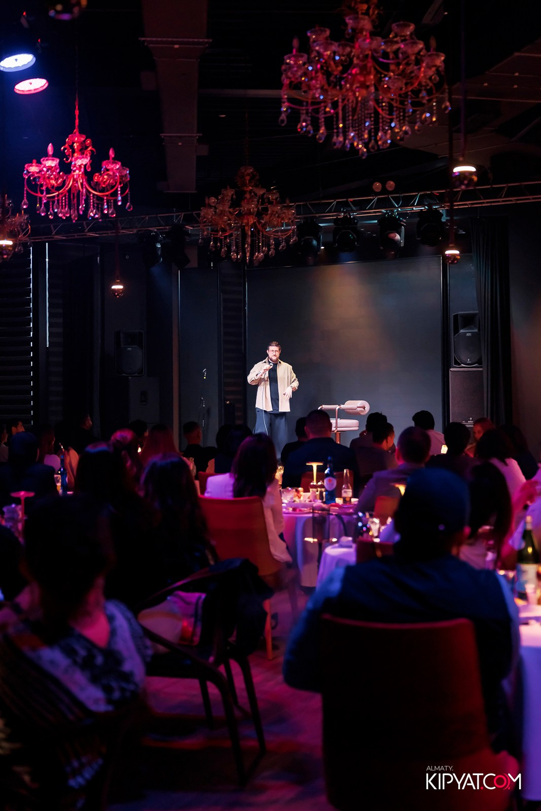STAND UP КОНЦЕРТ АЛЕКСАНДА МЕРКУЛЬ. КИПЯТКОМ АЛМАТЫ! Фотосъемка мероприятий в Алматы