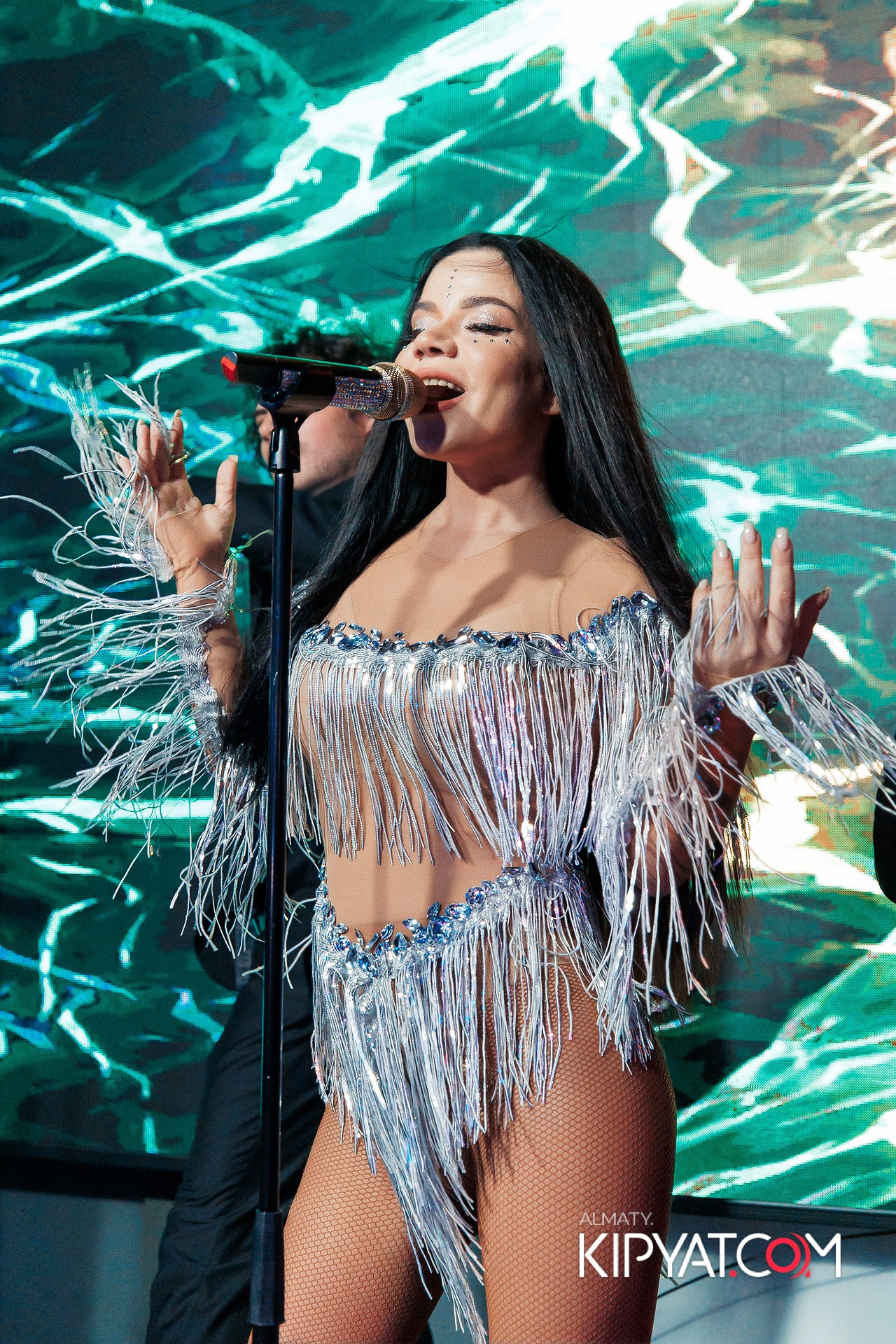 FRIENDS BAR & TERRACE. КИПЯТКОМ АЛМАТЫ!