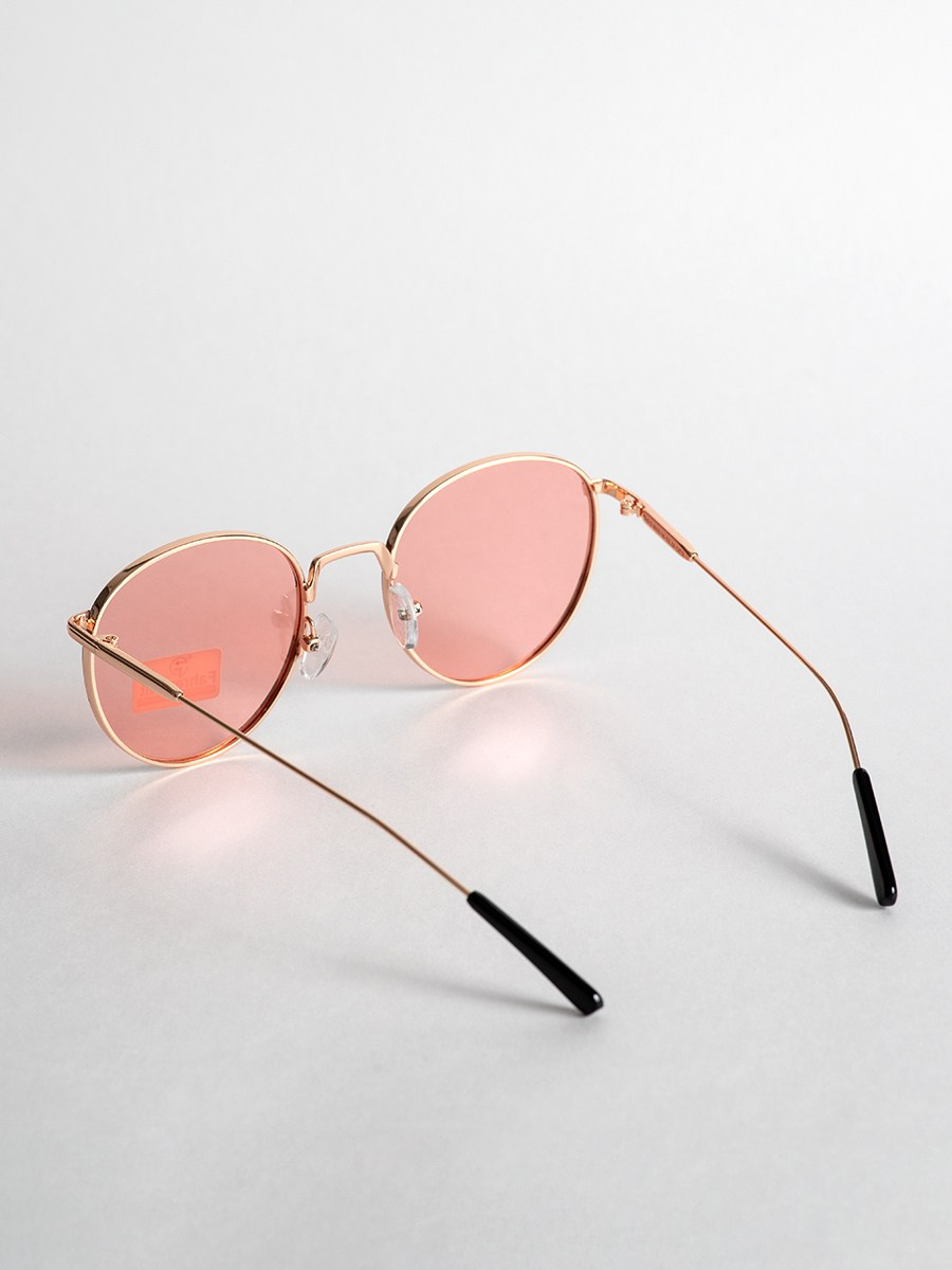 Съемка солнцезащитных очков. Фотограф в Санкт-Петербурге